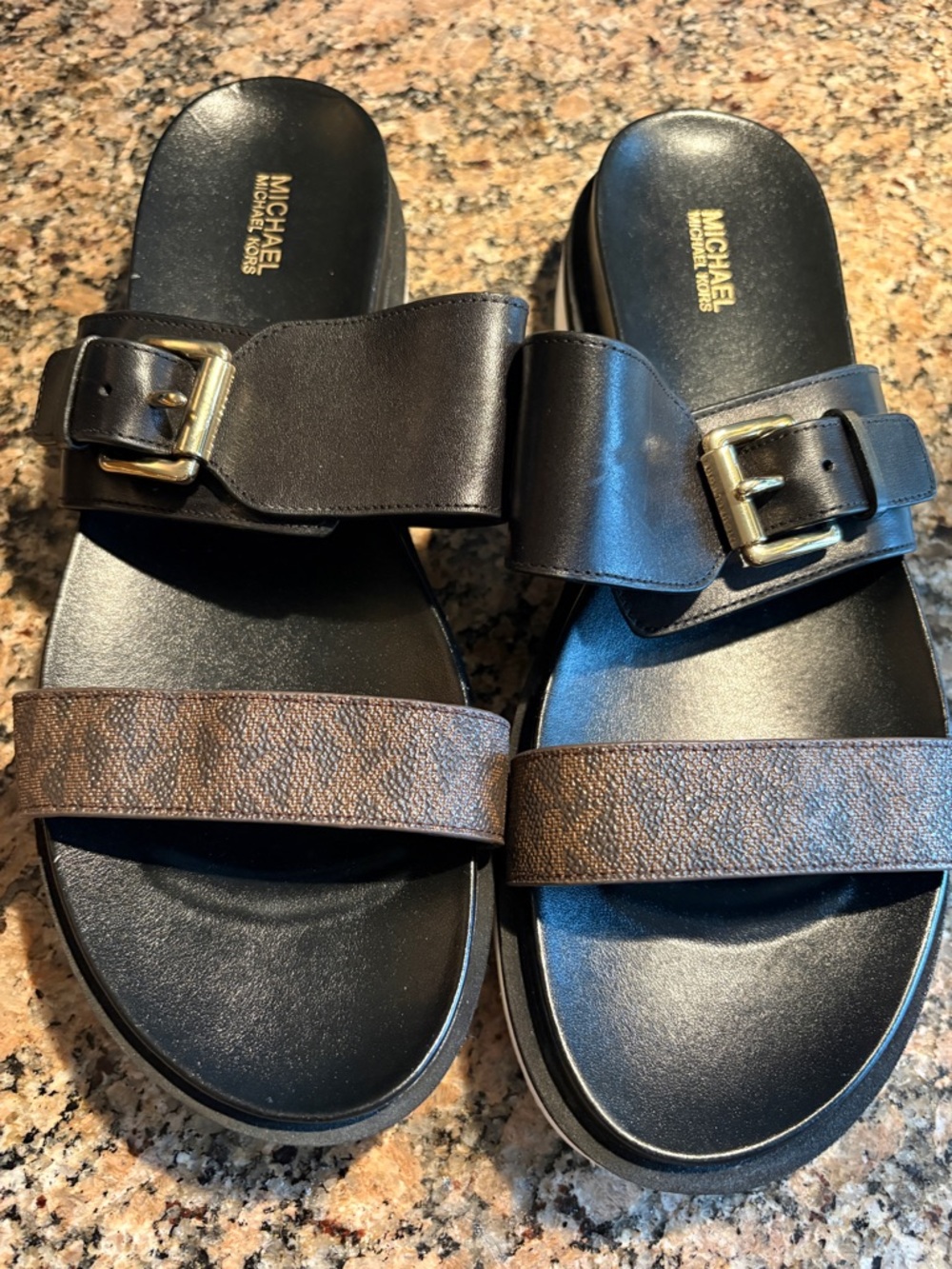 MICHAEL Michael Kors Black and Brown bo Buckle Slide Sandals sz 9.5